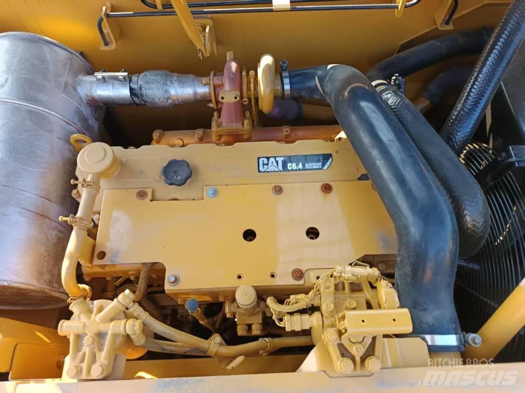 CAT CAT320DL Vidēja lieluma ekskavatori 7 t - 12 t