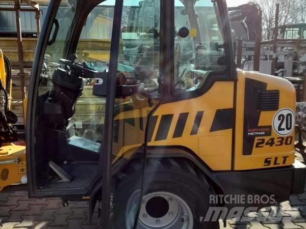 Schäffer 2430 SLT Lietoti riteņu kompaktiekrāvēji