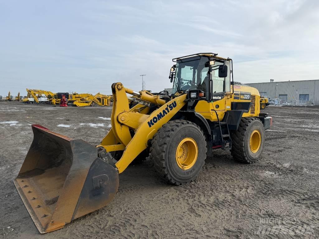 Komatsu WA320-8 Iekrāvēji uz riteņiem
