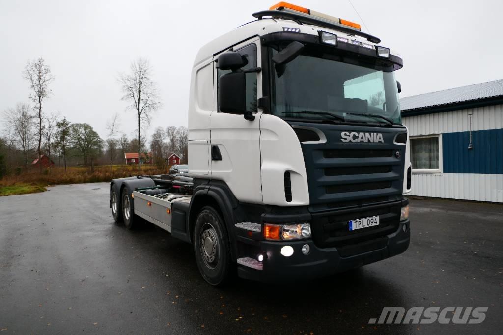 Scania G480cb6x2hsa Treileri ar āķi
