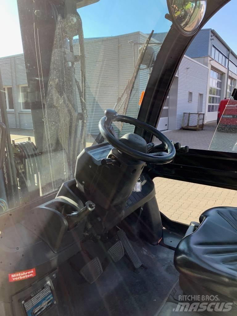 Nissan WG1F4F50Y Tehnika ar dīzeļa dzinēju