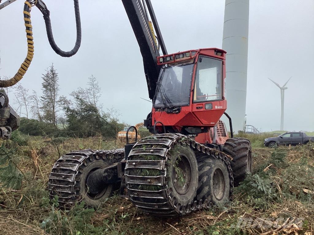 Komatsu 911.4 Harvesteri