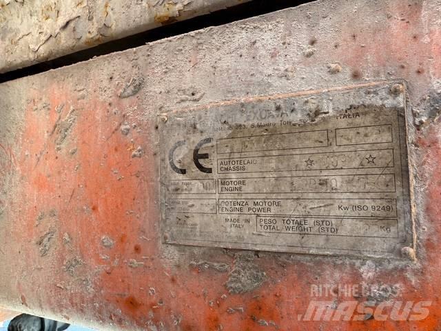 Hitachi EX 455 LC Kāpurķēžu ekskavatori