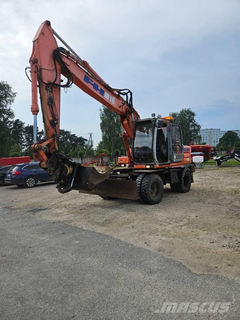 Fiat-Hitachi EX165W Ekskavatori uz riteņiem