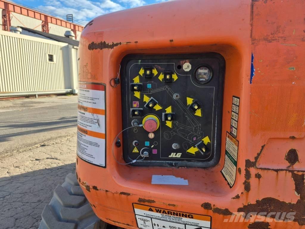 JLG M 600 JP Strēles pacēlāji