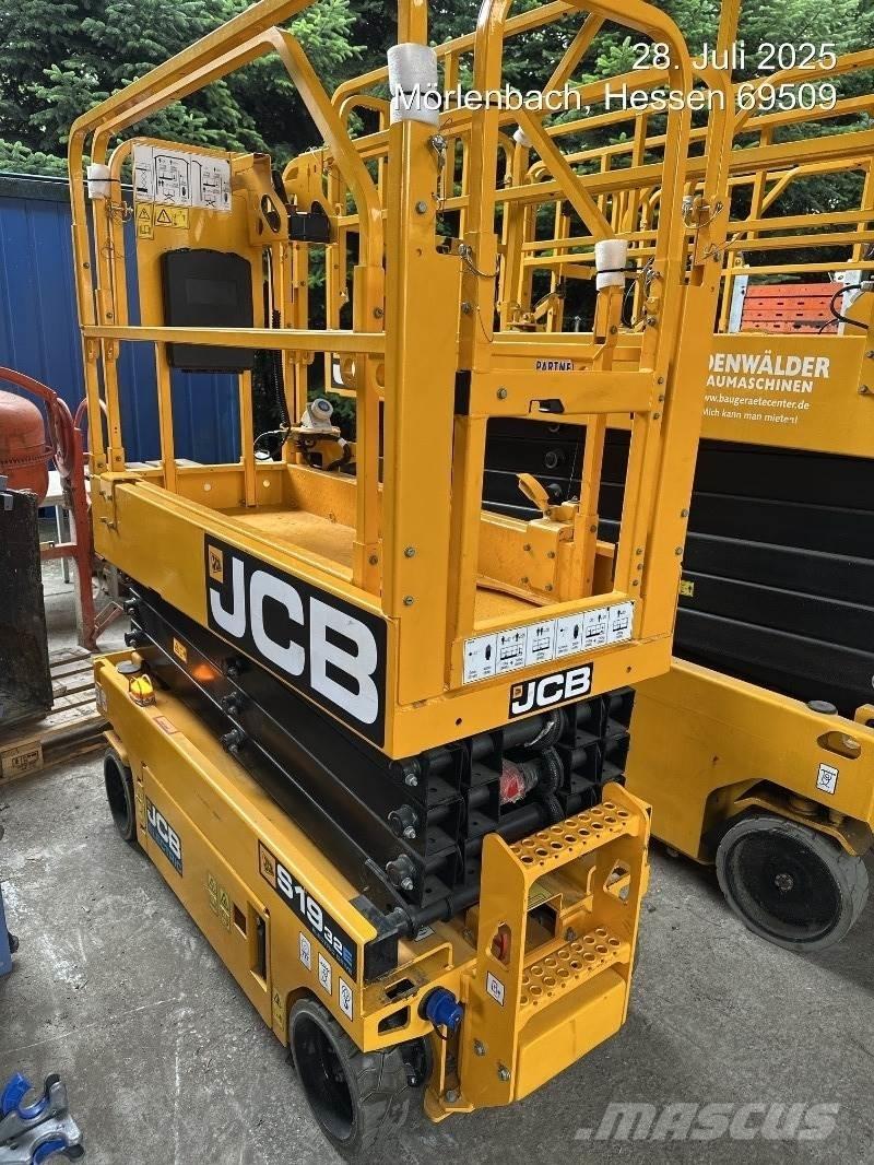 JCB S1932E Šķerveida pacēlāji