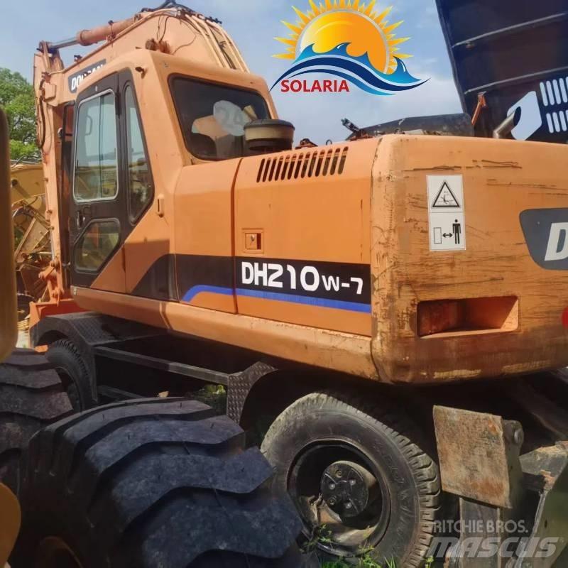 Doosan DH 210 W Ekskavatori uz riteņiem