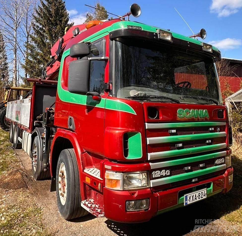 Scania P 124 GB Smagās mašīnas ar celtni