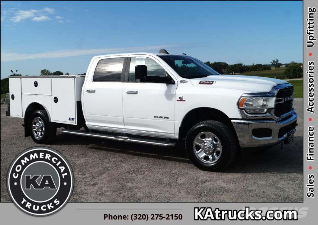 RAM 2500 Big Horn Vieglais kravas automobilis/izkraušana no sāniem