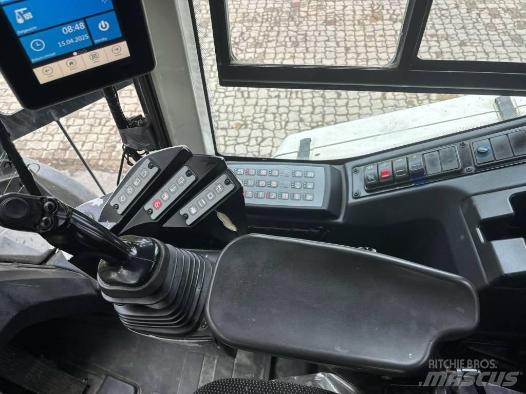 Liebherr L 526 Iekrāvēji uz riteņiem