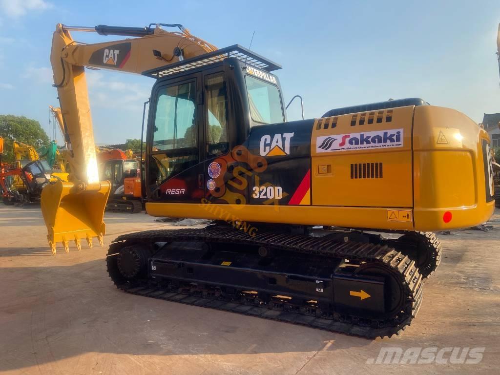 CAT CAT320 D2 Kāpurķēžu ekskavatori