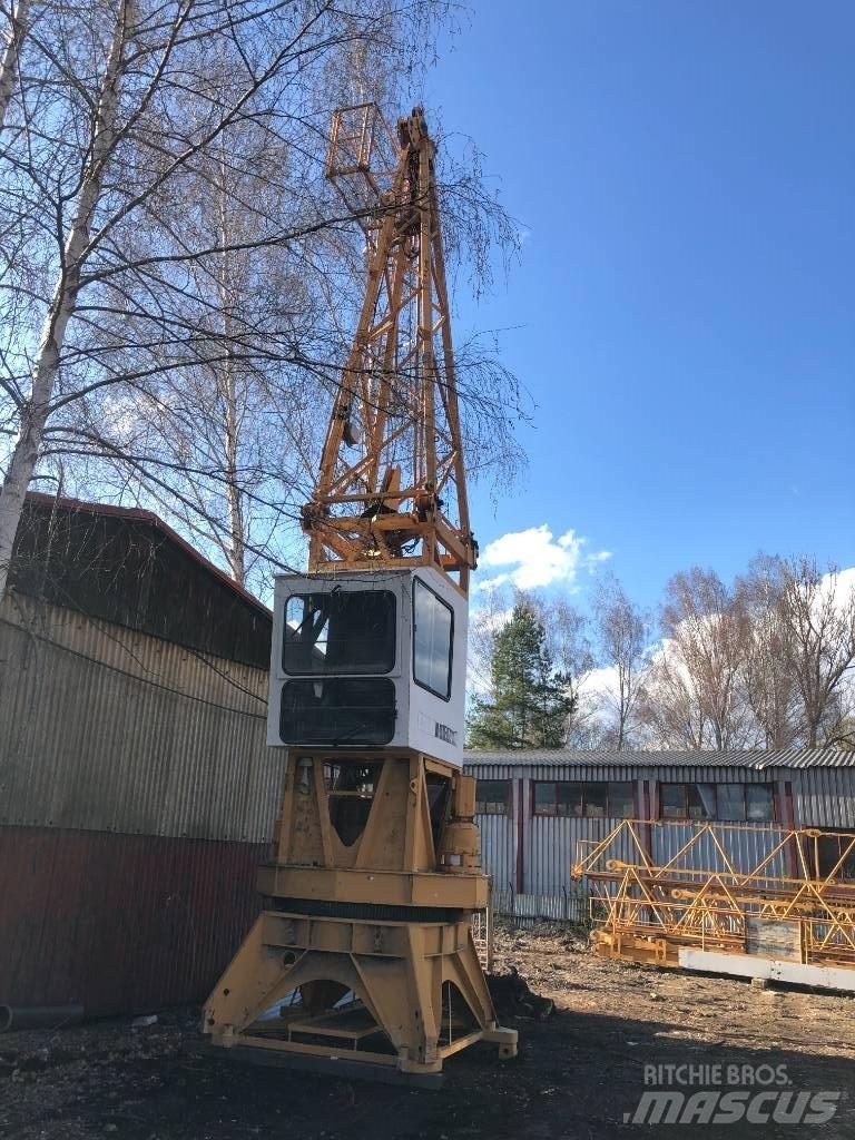 Liebherr 112EC-H Torņa krāni