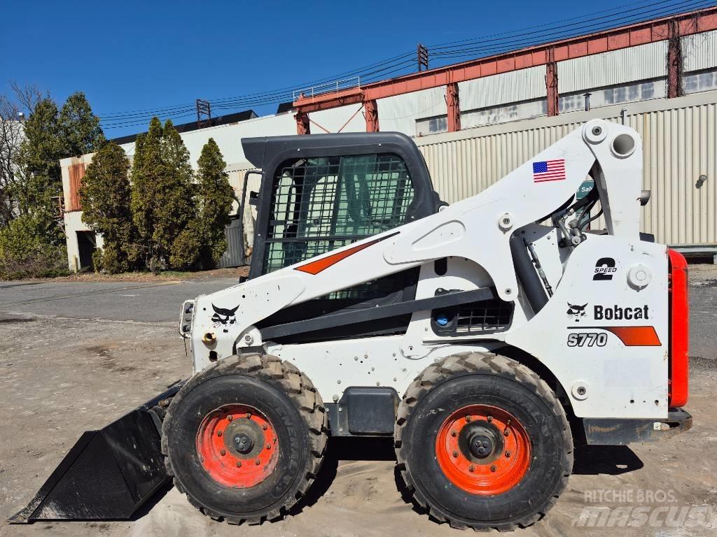 Bobcat S 770 Lietoti riteņu kompaktiekrāvēji
