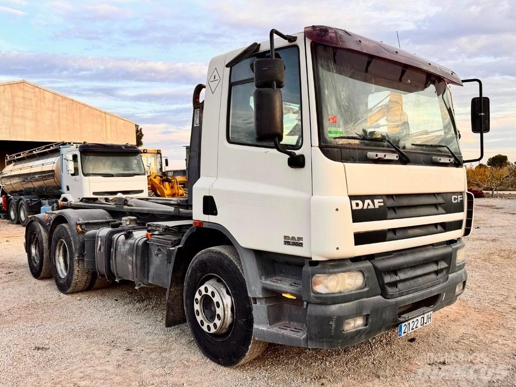 DAF 75.360 Kabeļu pacēlājs nomontējamām kravas mašīnām