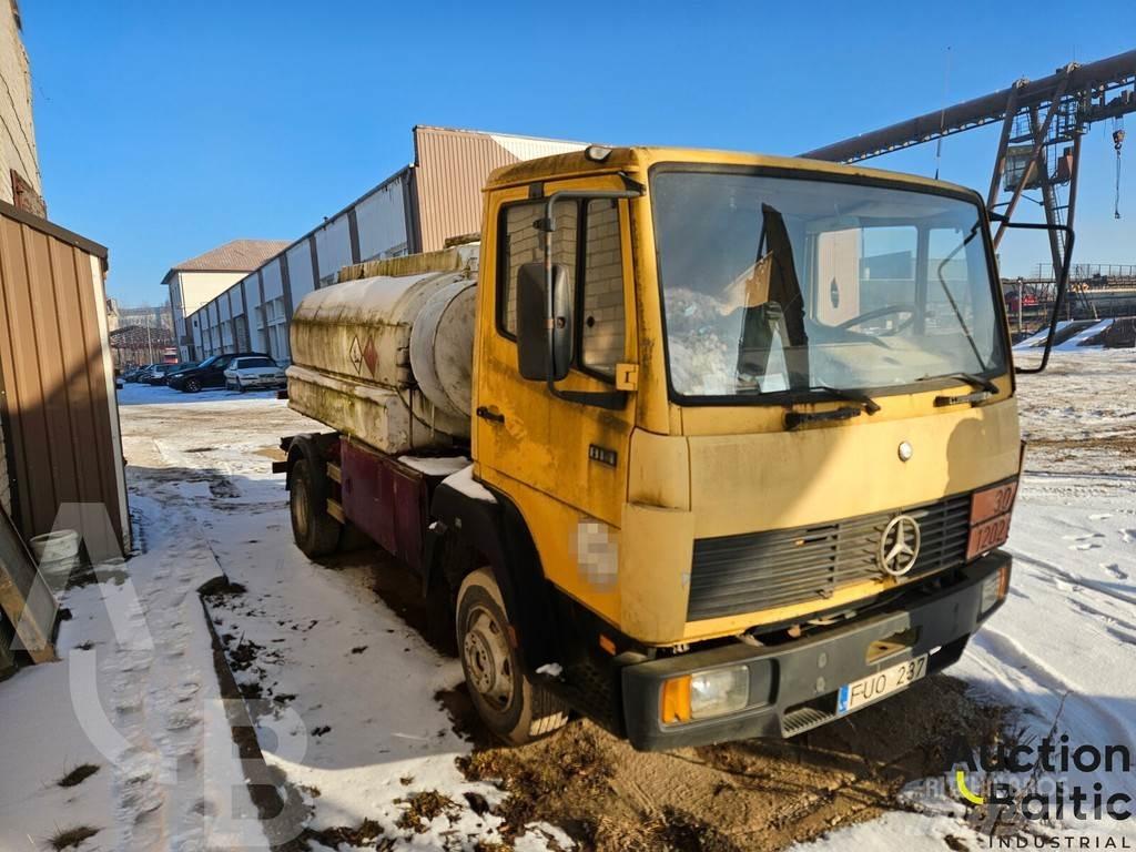 Mercedes-Benz 814 Autocisterna