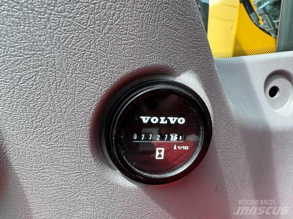 Volvo EWR 150 E Ekskavatori uz riteņiem