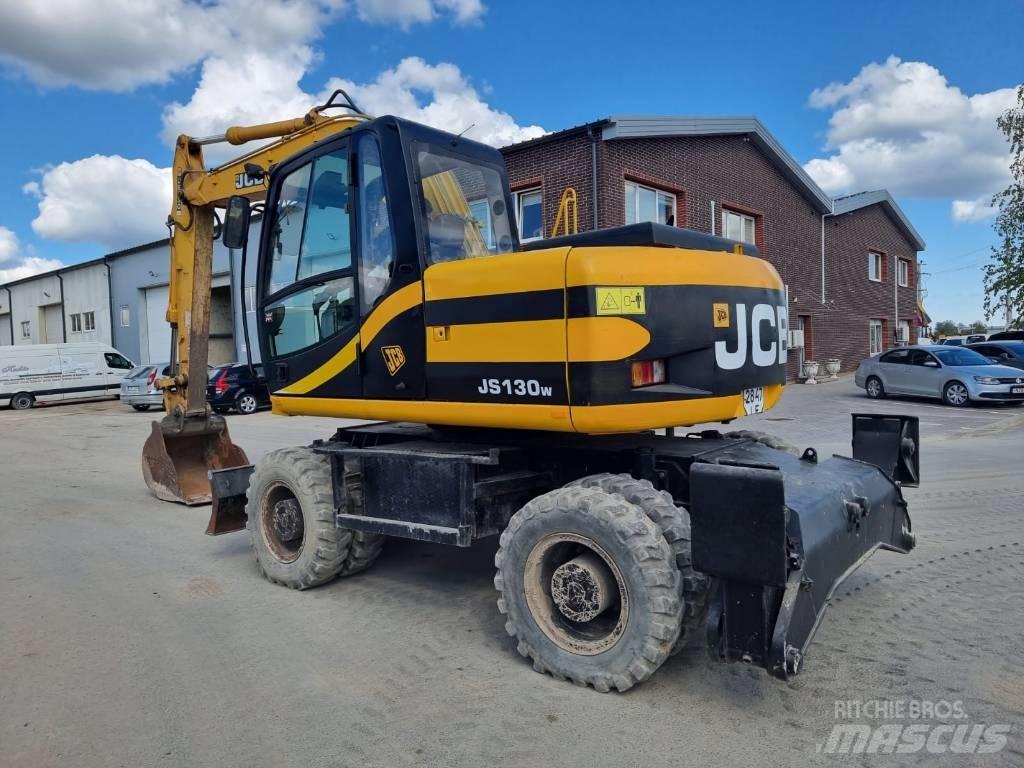 JCB JS 130 W Ekskavatori uz riteņiem