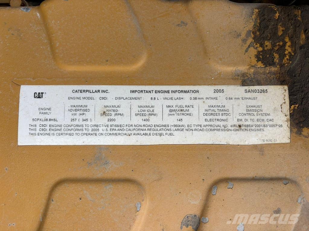 CAT 330C Kāpurķēžu ekskavatori