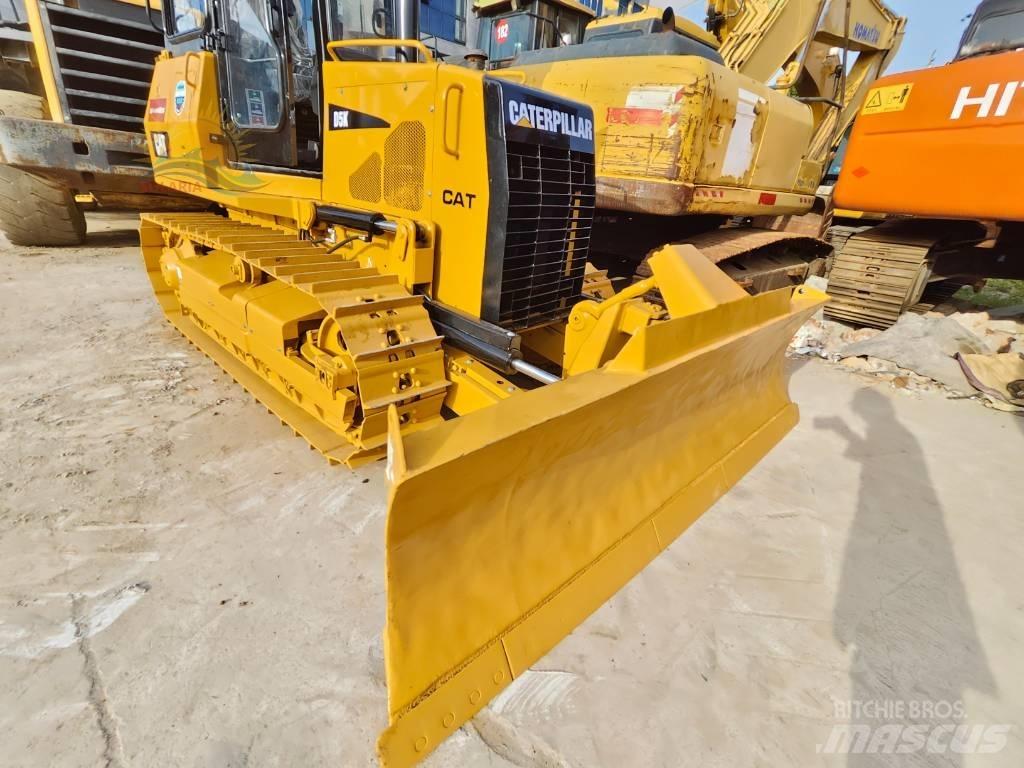 CAT D 5 K Kāpurķēžu buldozeri