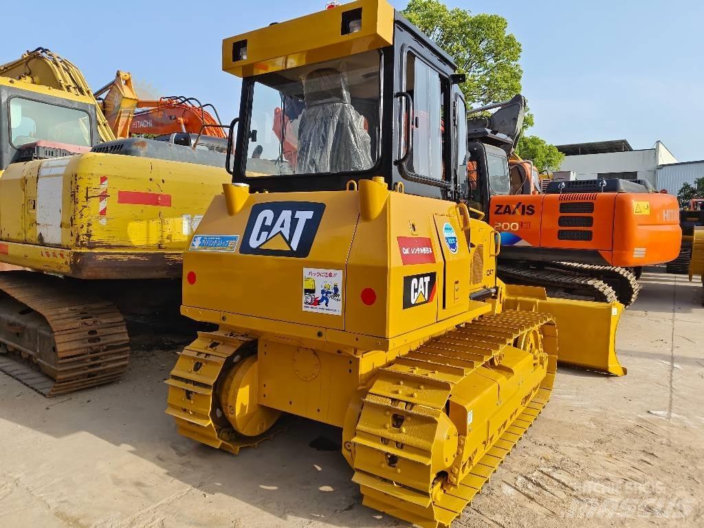 CAT D 5 K Kāpurķēžu buldozeri