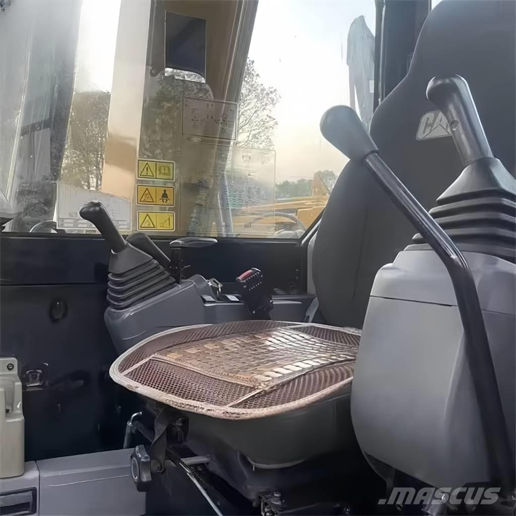 CAT 307E Kāpurķēžu ekskavatori