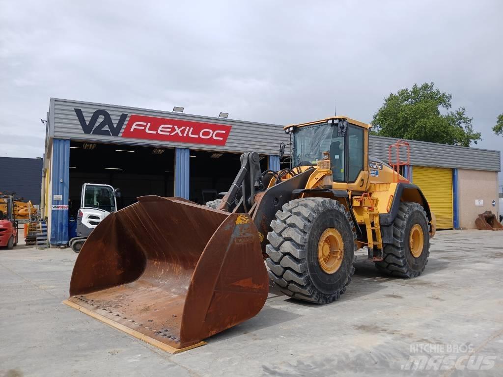 Volvo L 220 H Iekrāvēji uz riteņiem