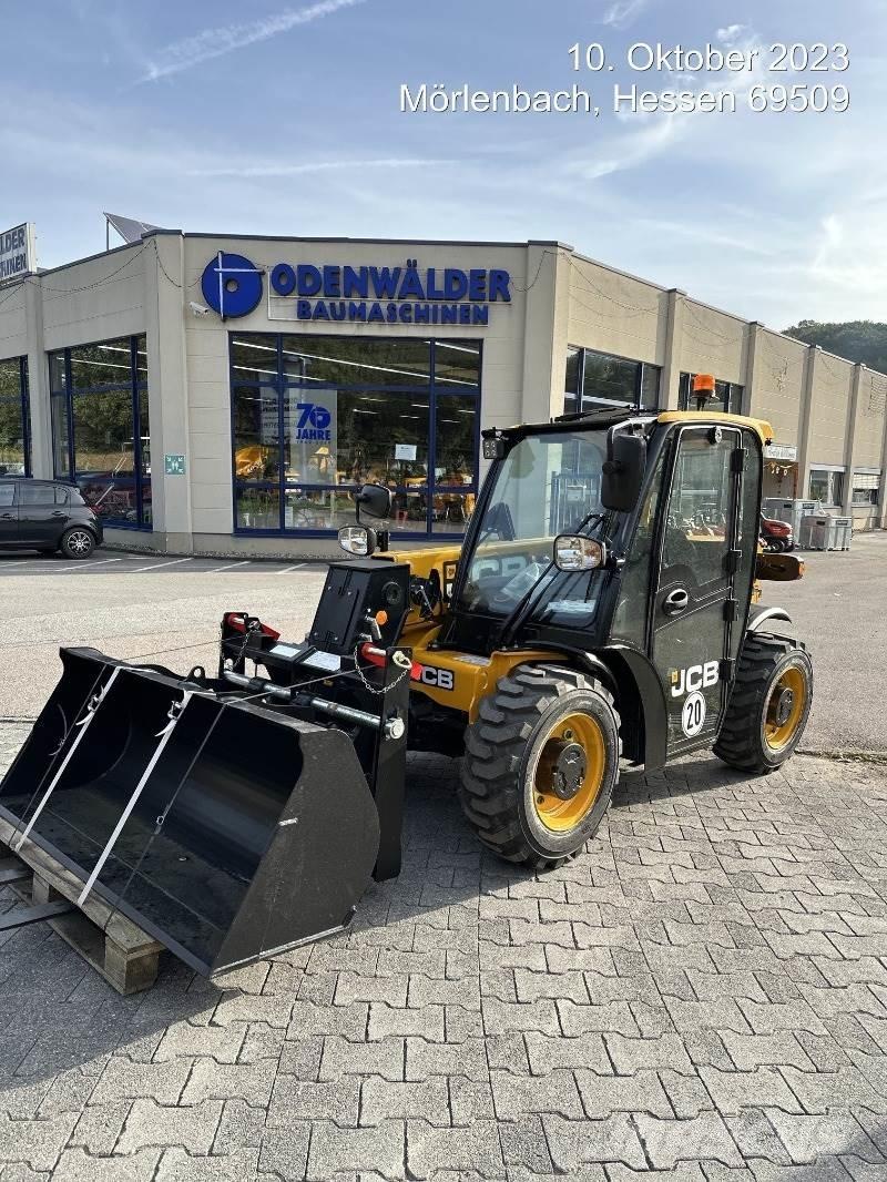 JCB 514-40 CON Teleskopiskie manipulatori