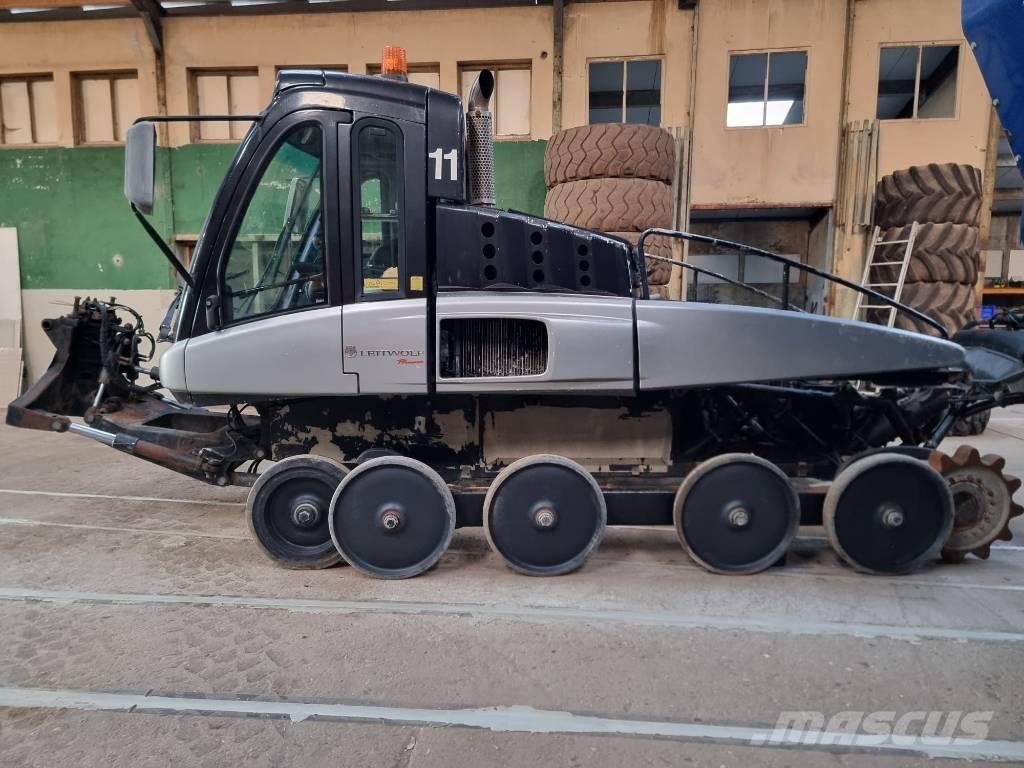 Prinoth Leitwolf Sniega traktori