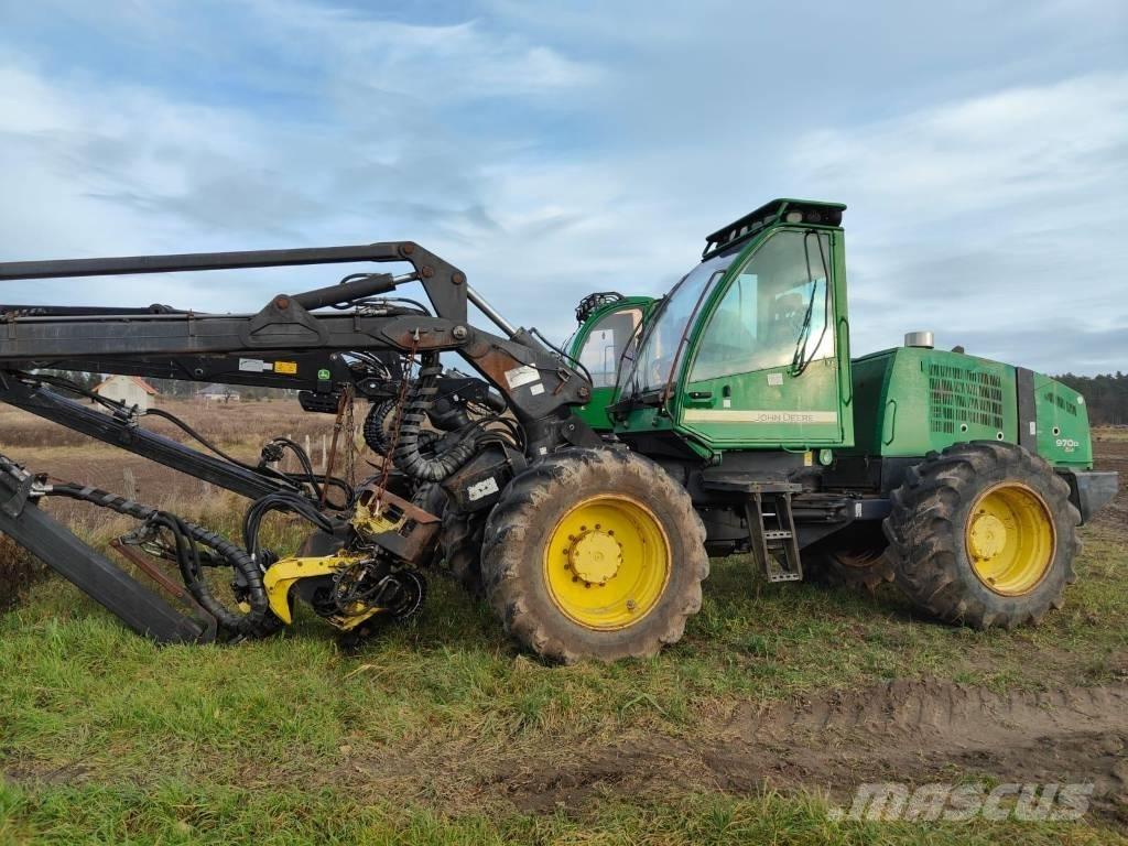 John Deere 970 D Harvesteri
