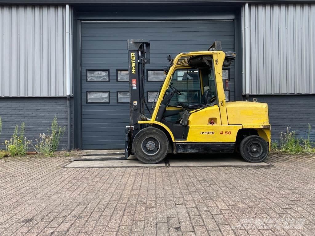 Hyster H4.50XM Tehnika ar dīzeļa dzinēju