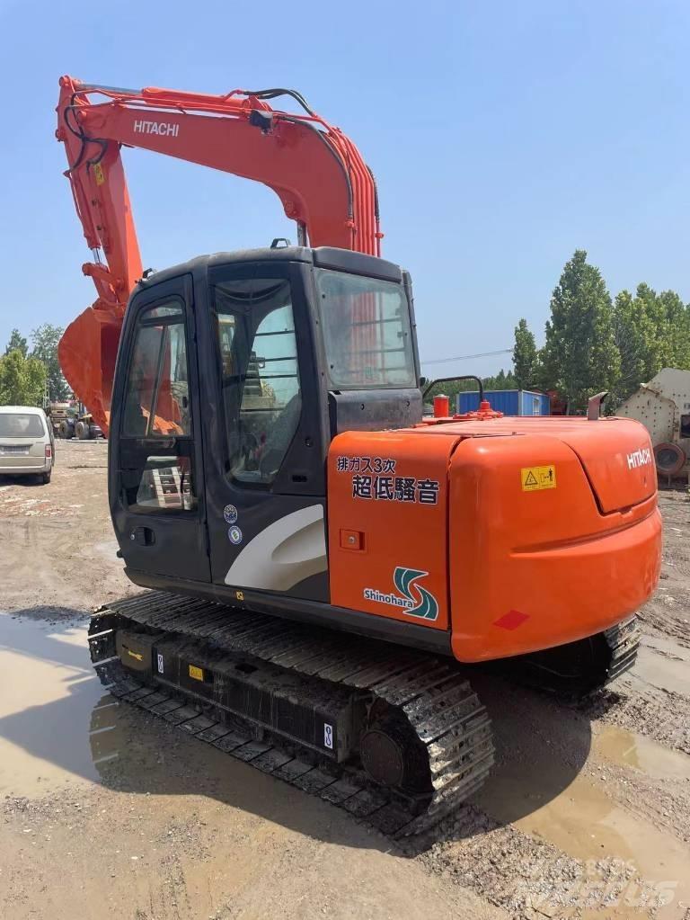 Hitachi ZX70 Kāpurķēžu ekskavatori
