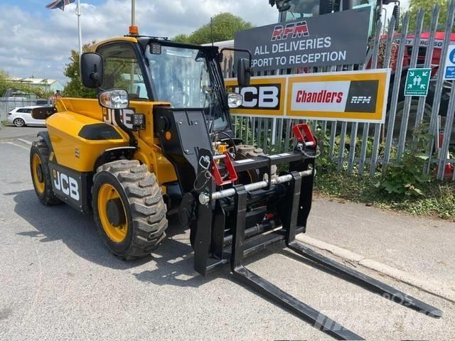 JCB 514-40 Lauksaimniecības pacēlāji