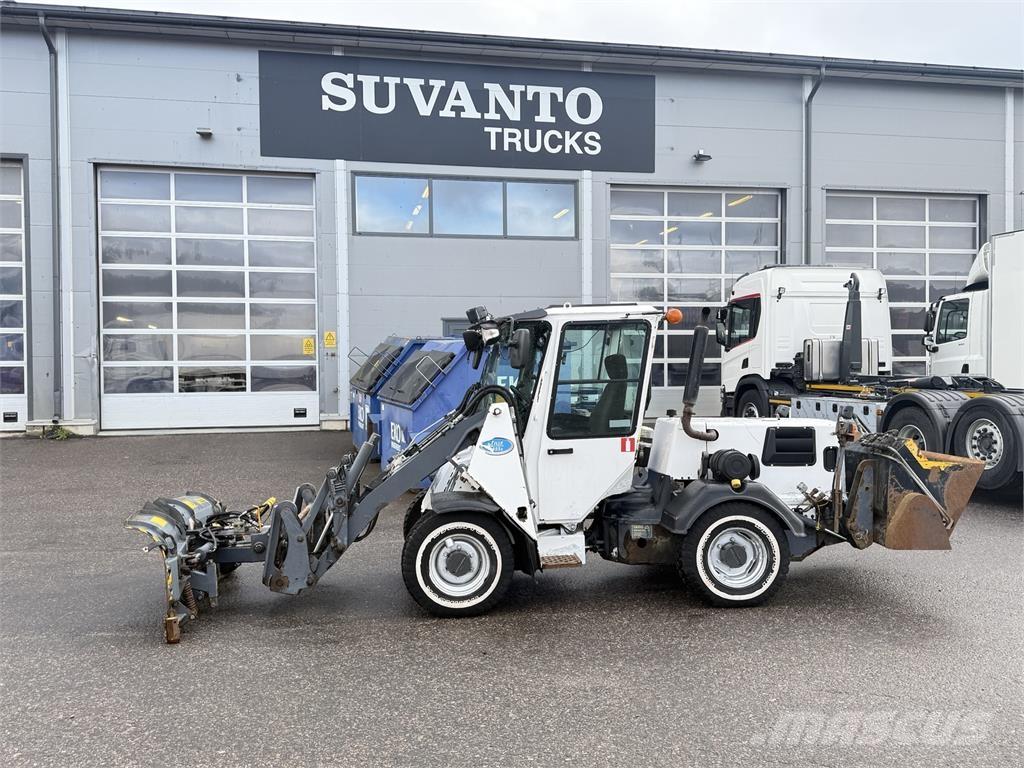 Wille 455B Kompaktie traktori