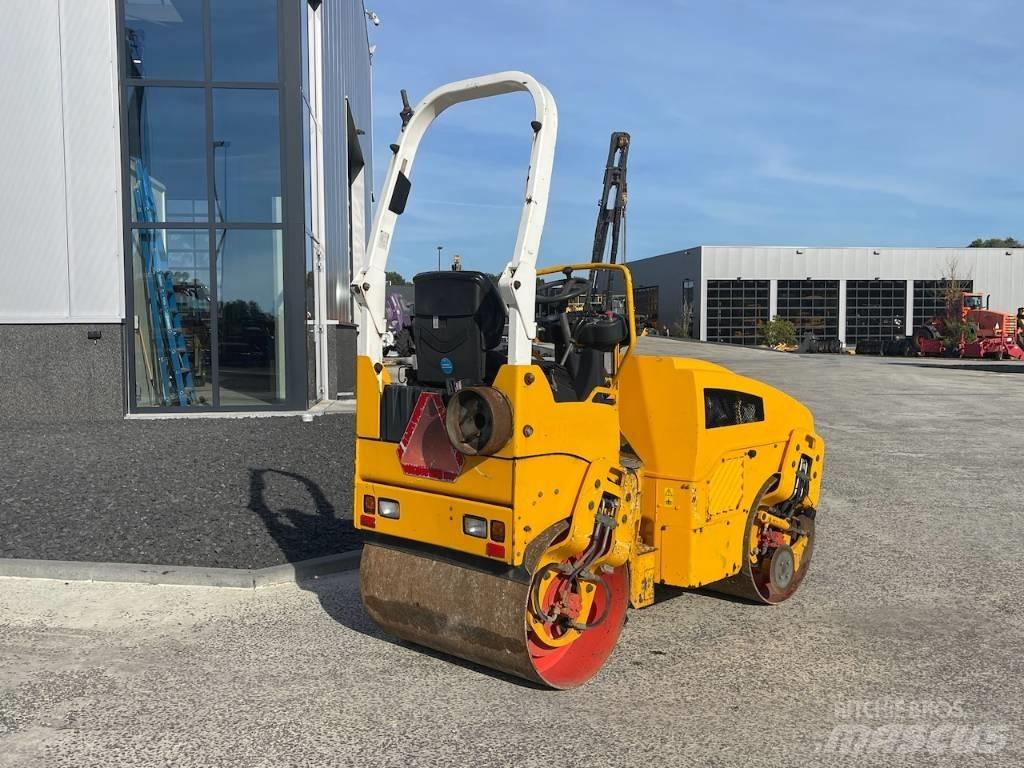 Bomag BW 100 AD-4 Divvalču grunts veltņi