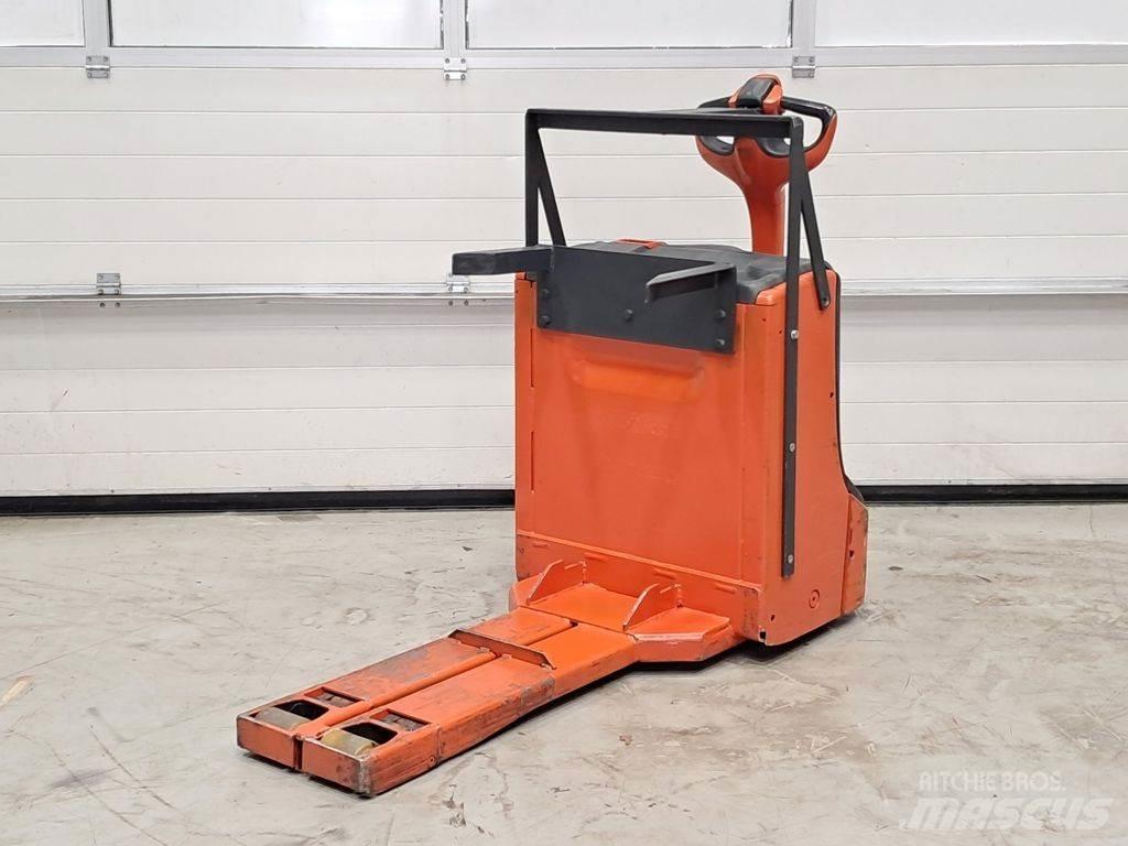 Linde T16 Zemie palešu pacēlāji