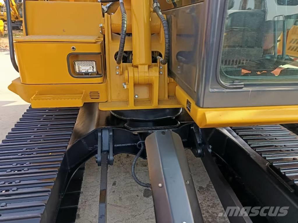 Komatsu PC 70 Kāpurķēžu ekskavatori