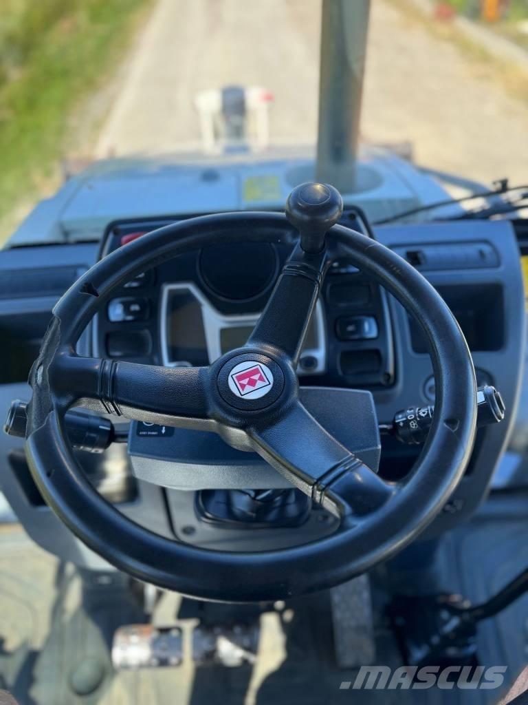 Terex TLB 890 SM Ekskavatori-iekrāvēji