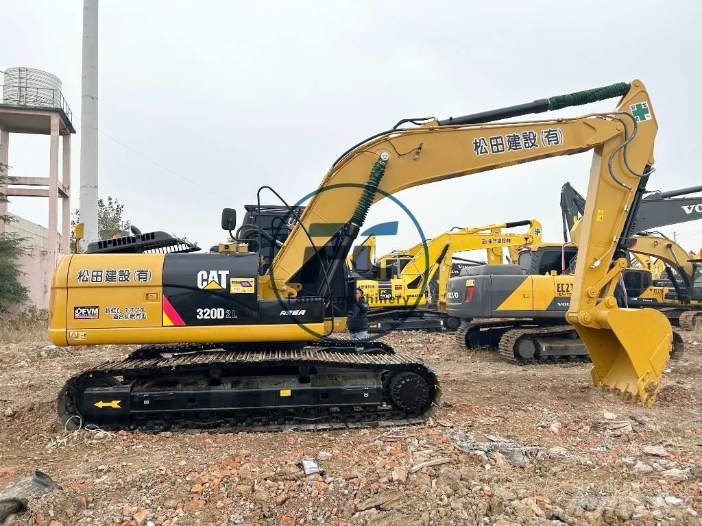 CAT 320 D2L Kāpurķēžu ekskavatori