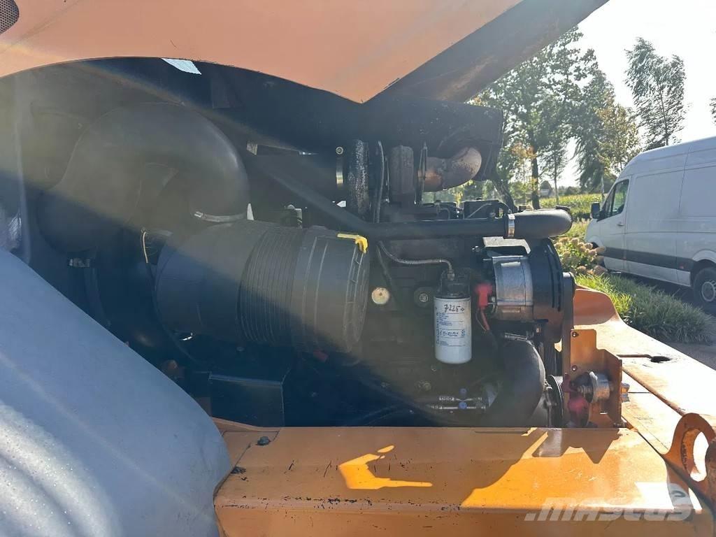 CASE 621D XT Iekrāvēji uz riteņiem
