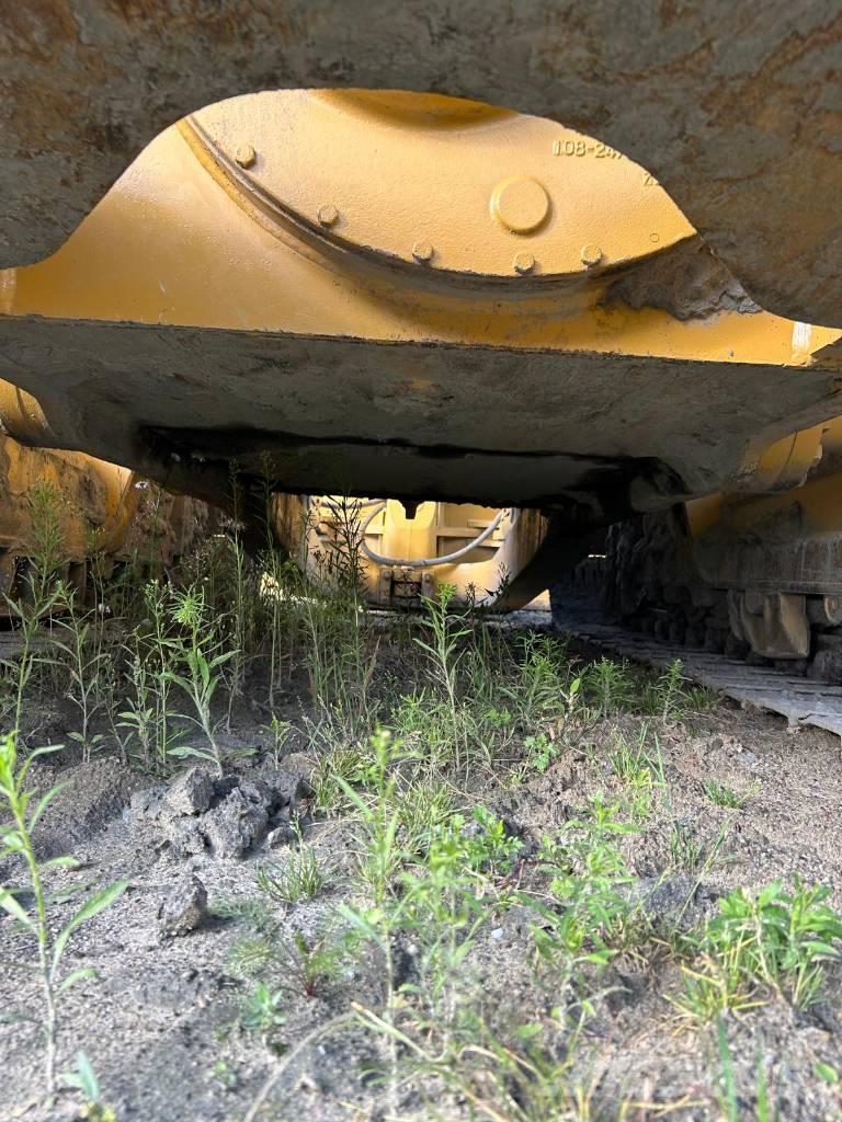 CAT D 5 M LGP Kāpurķēžu buldozeri