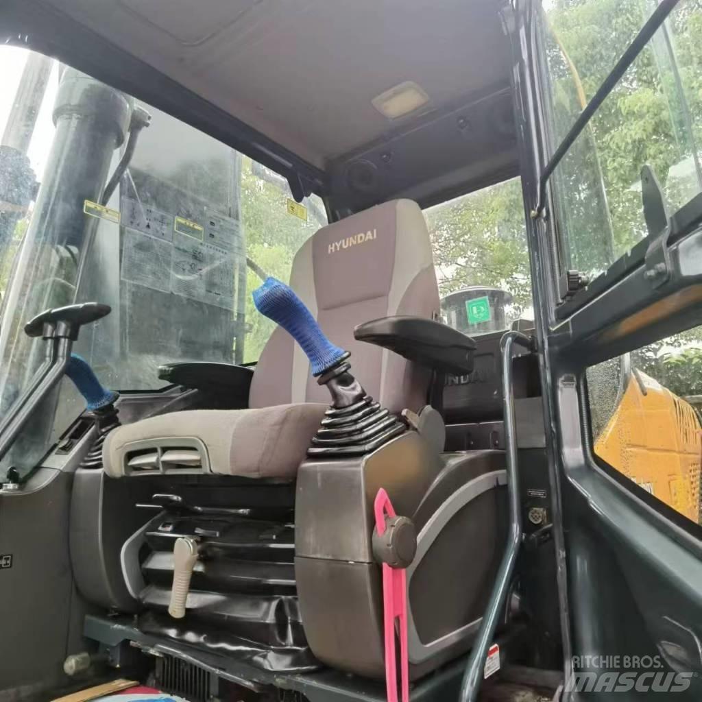 Hyundai R300LC-9S Vidēja lieluma ekskavatori 7 t - 12 t