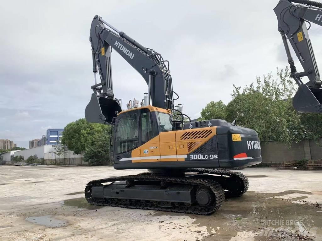 Hyundai R300LC-9S Vidēja lieluma ekskavatori 7 t - 12 t