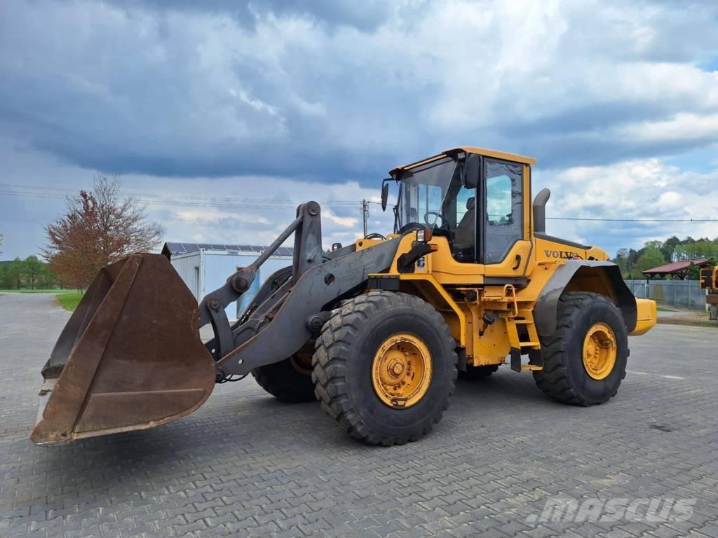 Volvo L 120 F Iekrāvēji uz riteņiem