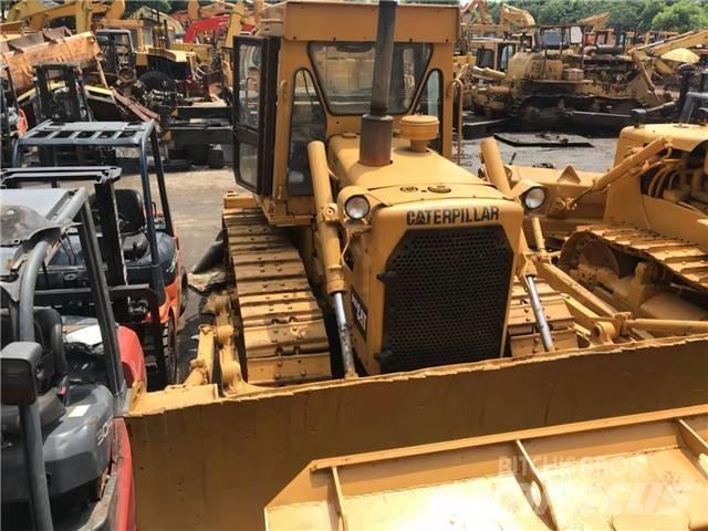CAT D 6 D Kāpurķēžu buldozeri