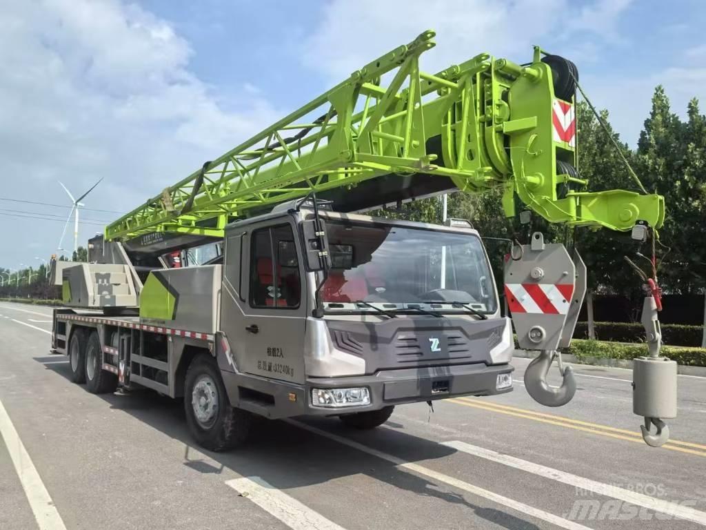 Zoomlion ZCT 251 V Pacēlāji, vinčas un materiālu lifti