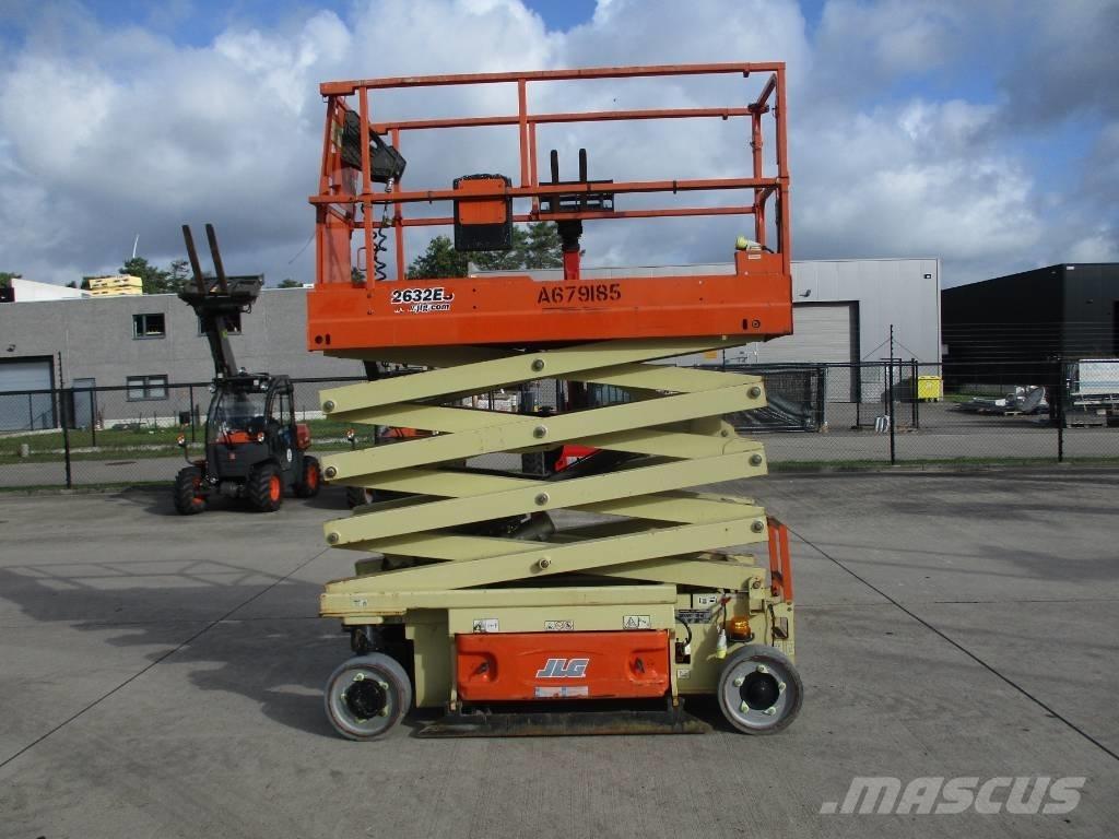 JLG 2632ES (151) Šķerveida pacēlāji