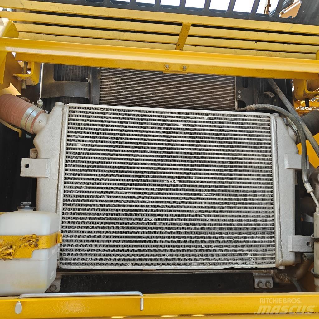 Komatsu 360-7 Kāpurķēžu ekskavatori