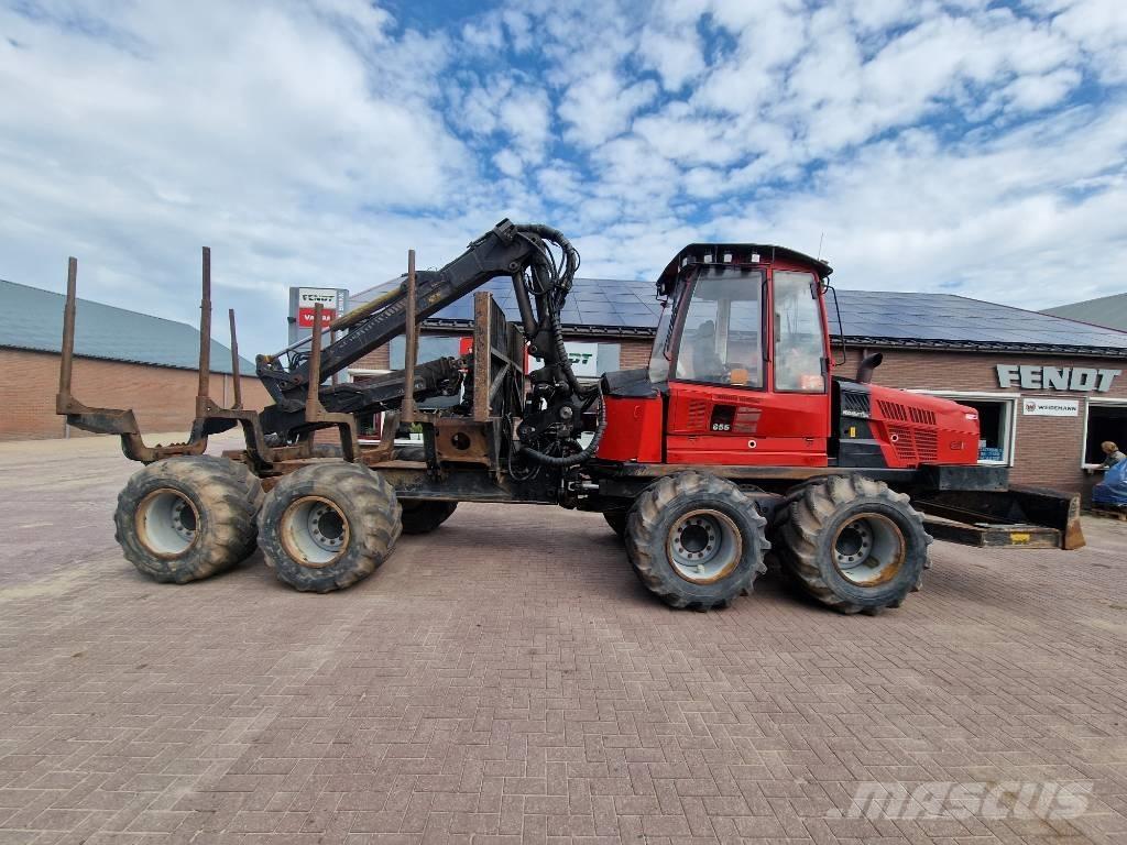 Komatsu 855 Forvarderi