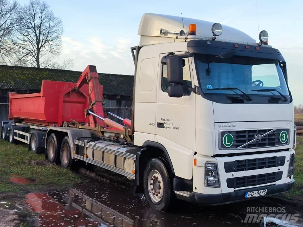 Volvo FH 440 Treileri ar āķi