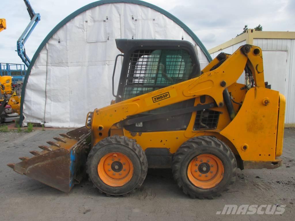 Bobcat S 530 Lietoti riteņu kompaktiekrāvēji